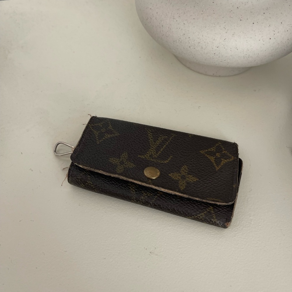 Louis Vuitton Black and Brown Monogram Key Holder